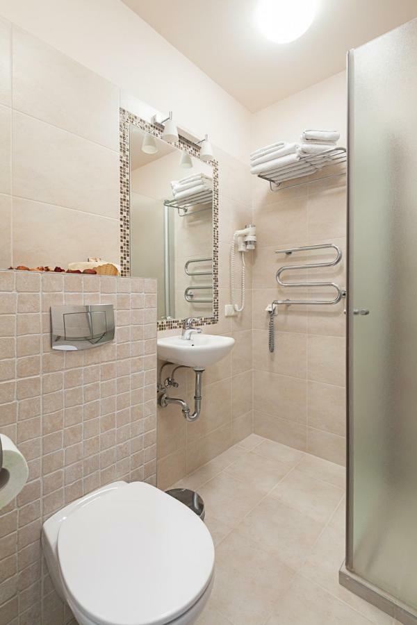 Hotel Conviva Panevėžys Esterno foto