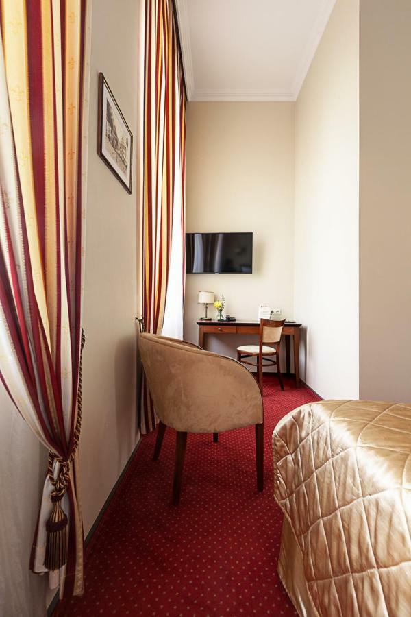 Hotel Conviva Panevėžys Esterno foto